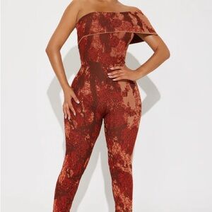 Elegant Off-Shoulder Jumpsuit in Red and Brown